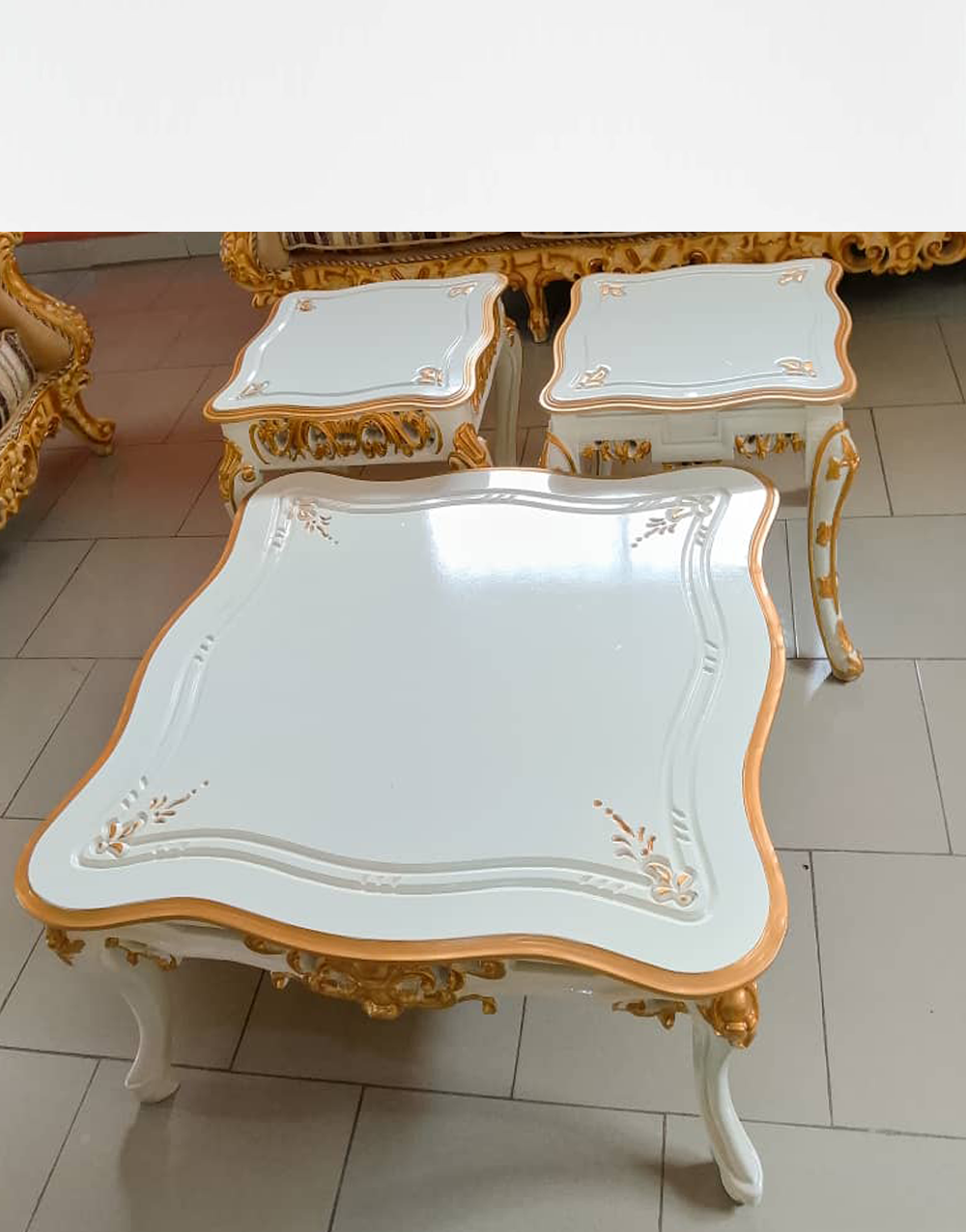 Center Table and Stools 019 - Royal Ivory & Gold Center Table with Matching Stools